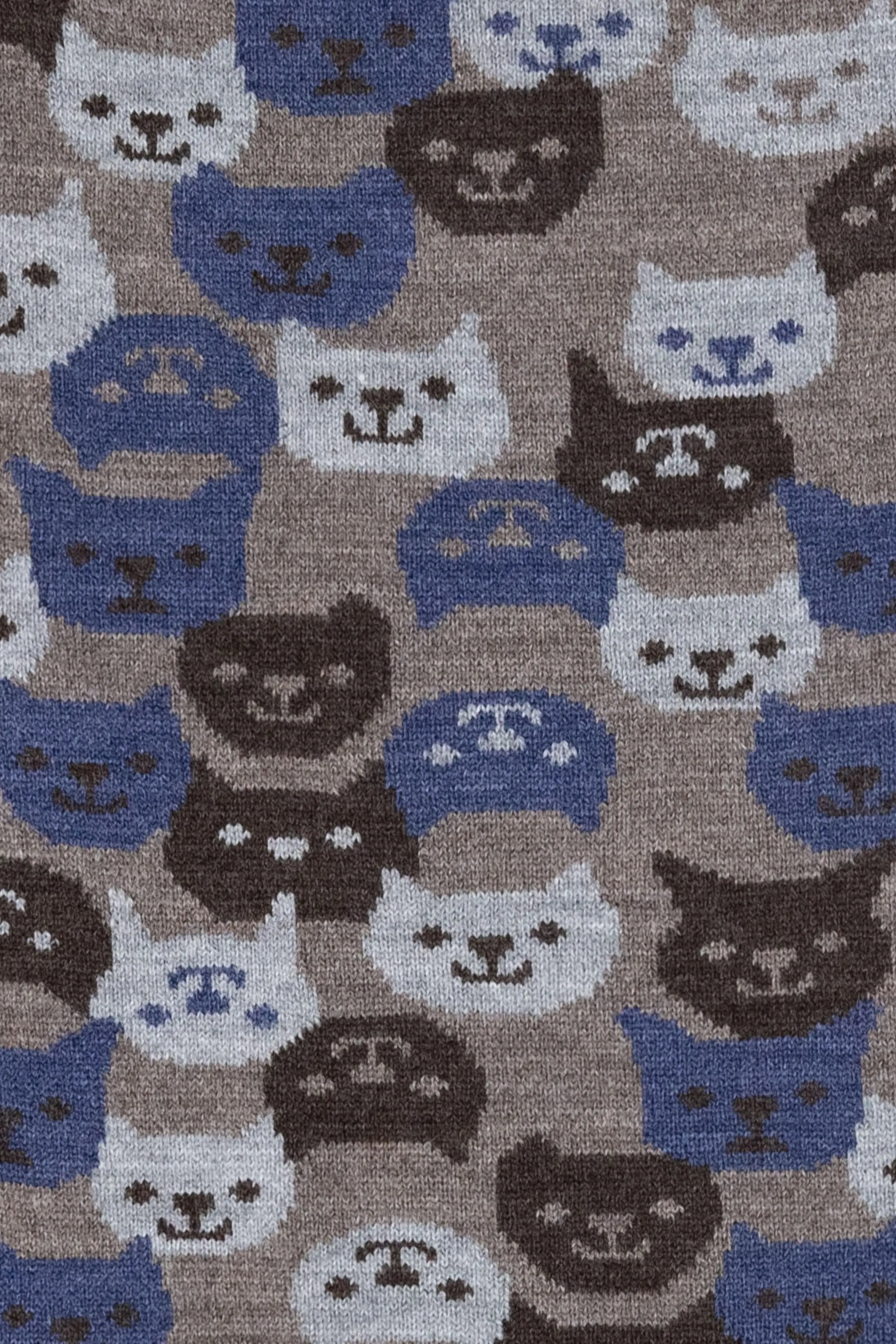 JQSCARF41 - Smiling Cat Scarf