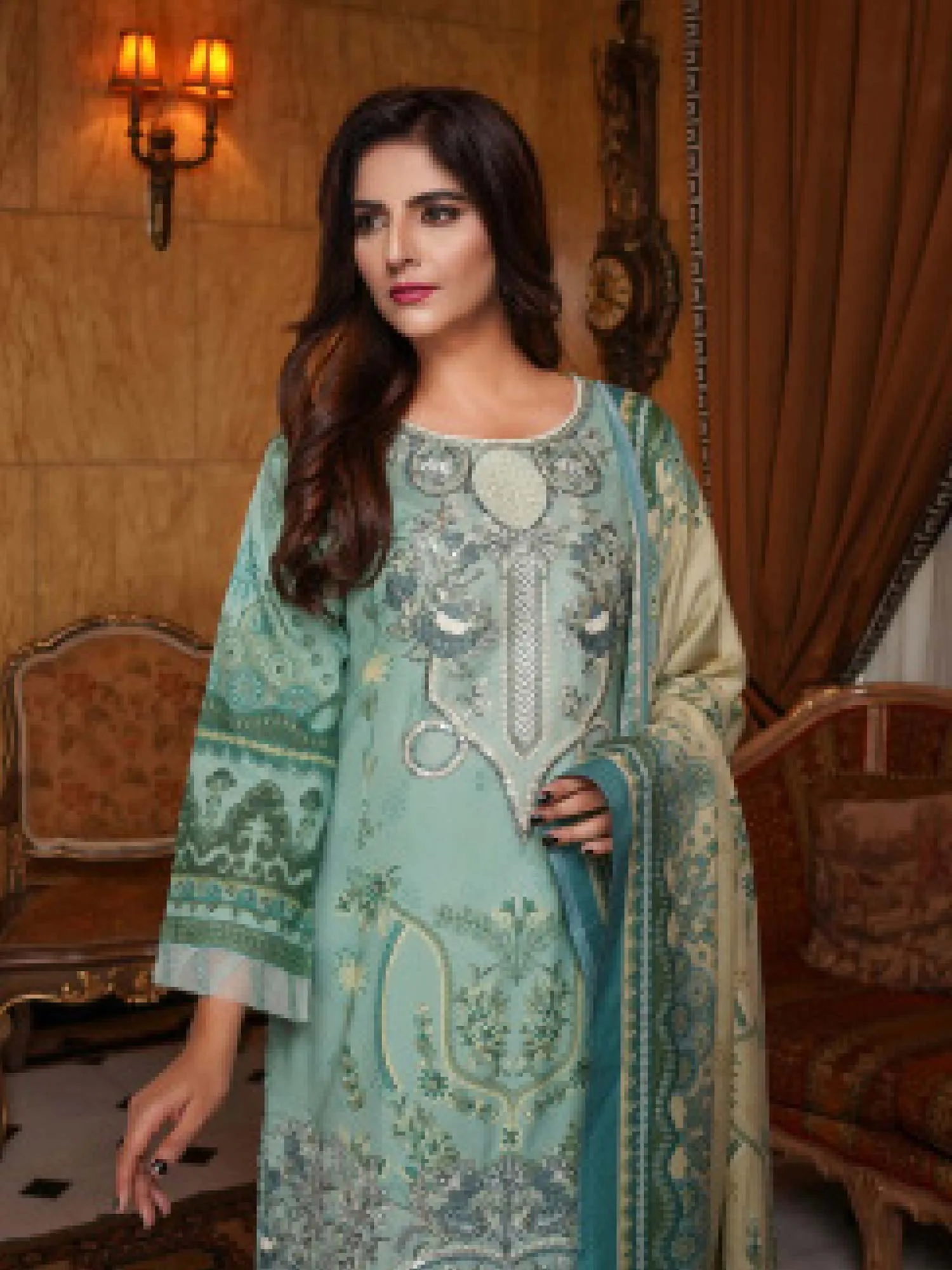 Munira Embroidered Winter Dhanak Suit (MSL-01) - Green