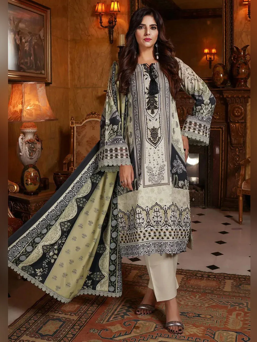 Munira Embroidered Winter Dhanak Suit (MSL-03) - Cream