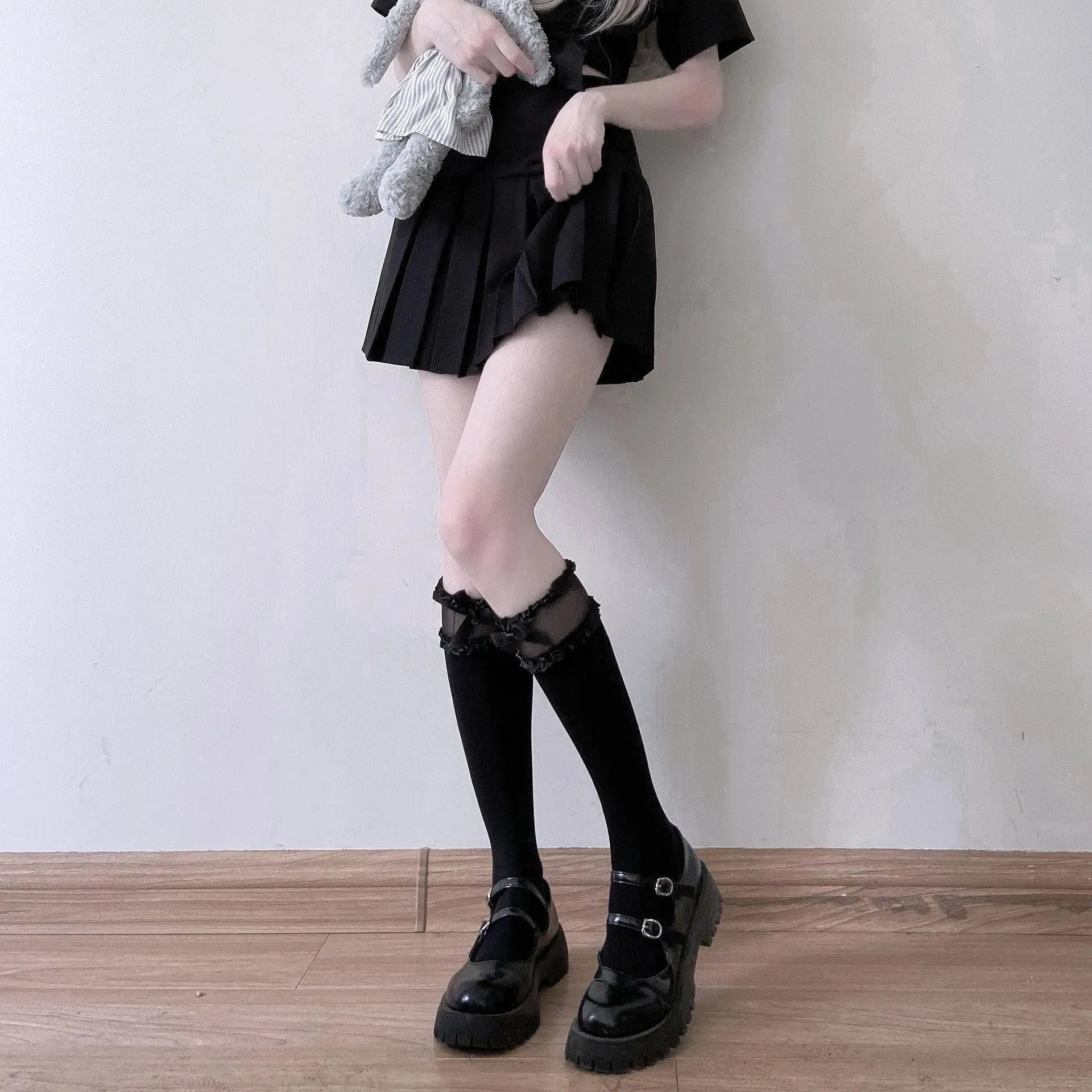 Solid Color Lolita Knee High Frilly Socks with Ruffle