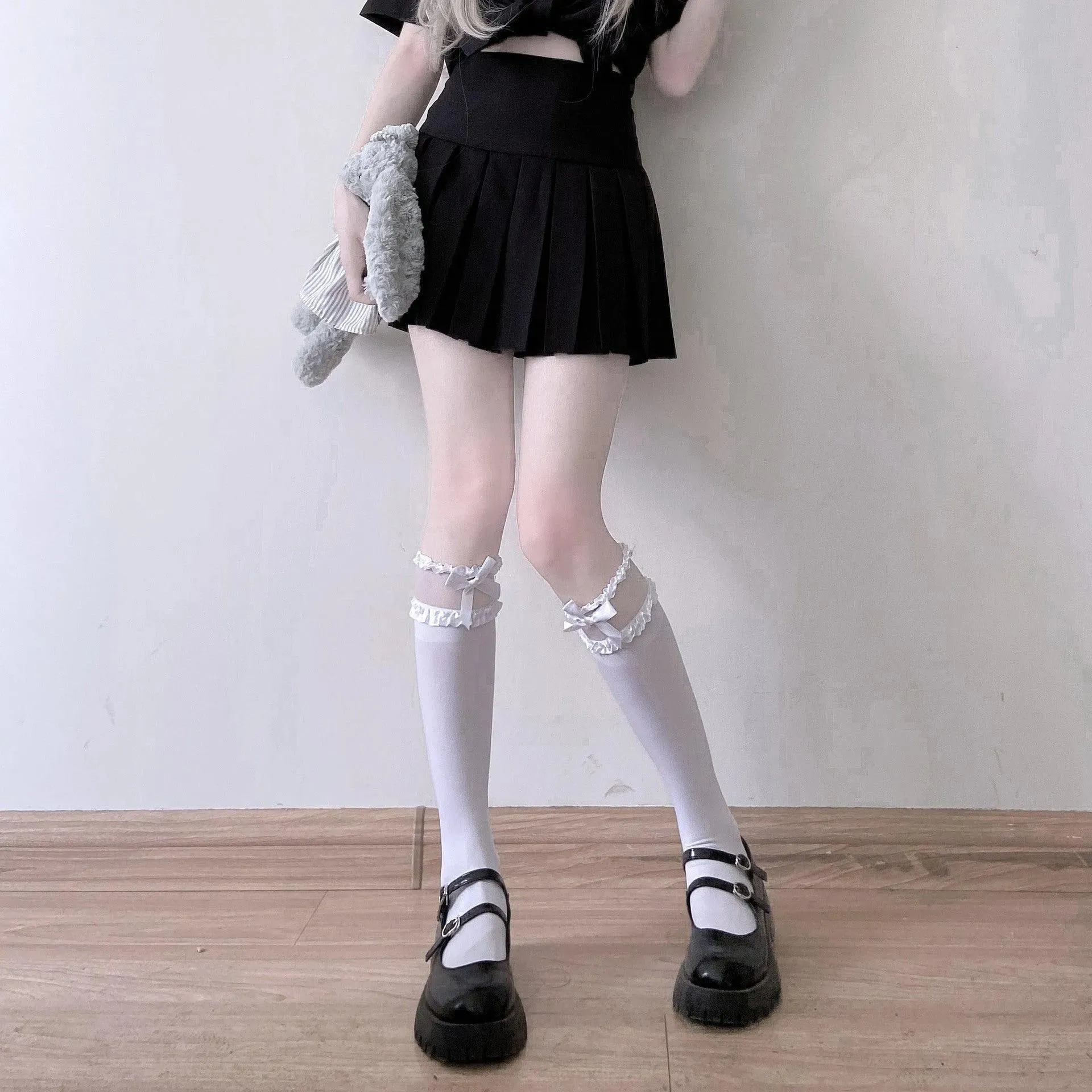 Solid Color Lolita Knee High Frilly Socks with Ruffle