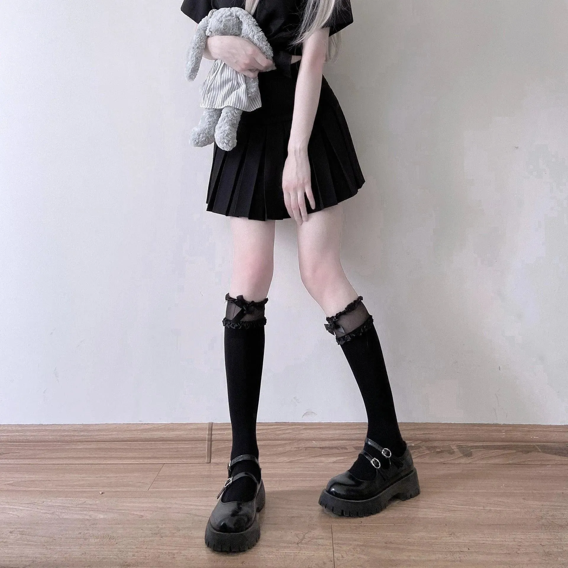 Solid Color Lolita Knee High Frilly Socks with Ruffle