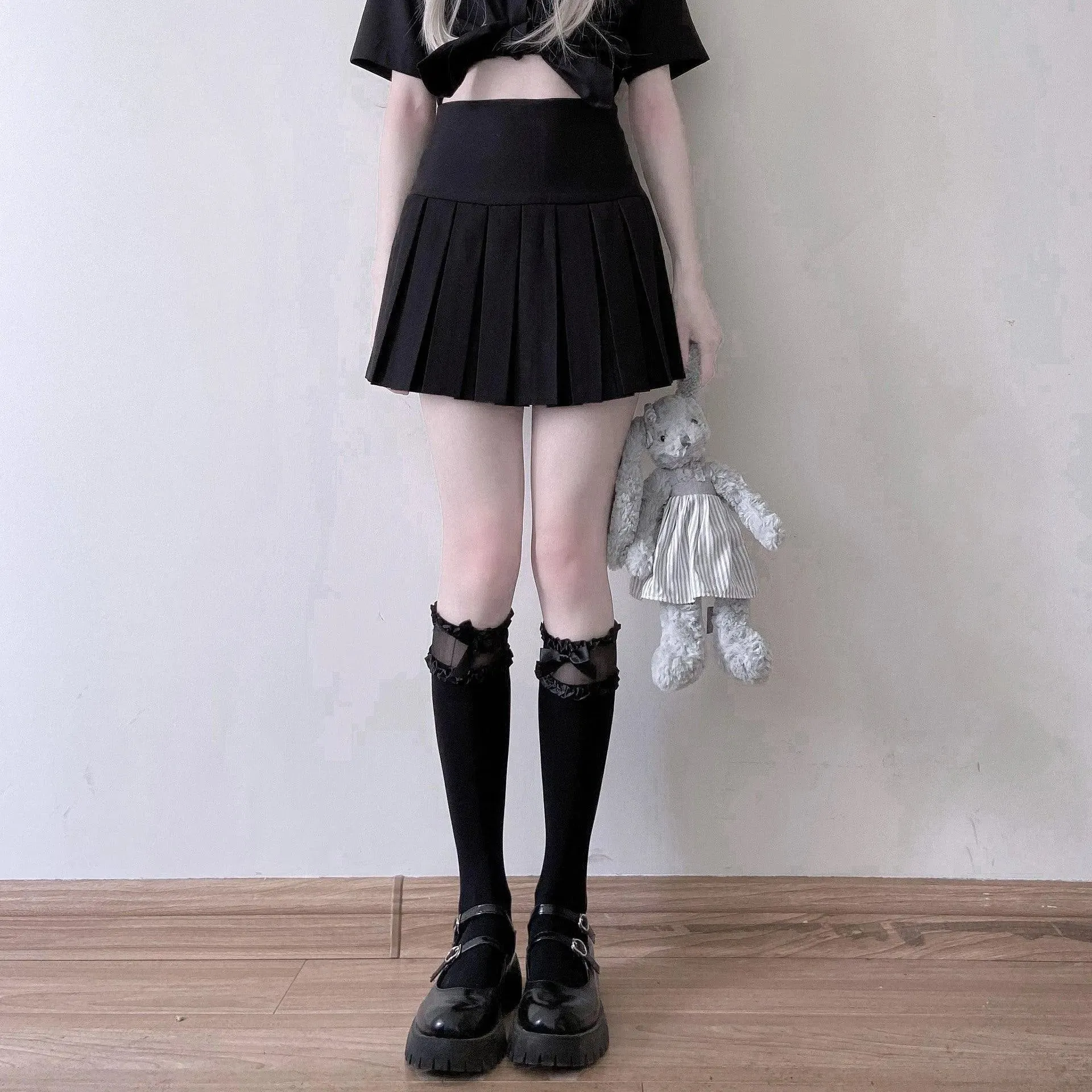 Solid Color Lolita Knee High Frilly Socks with Ruffle