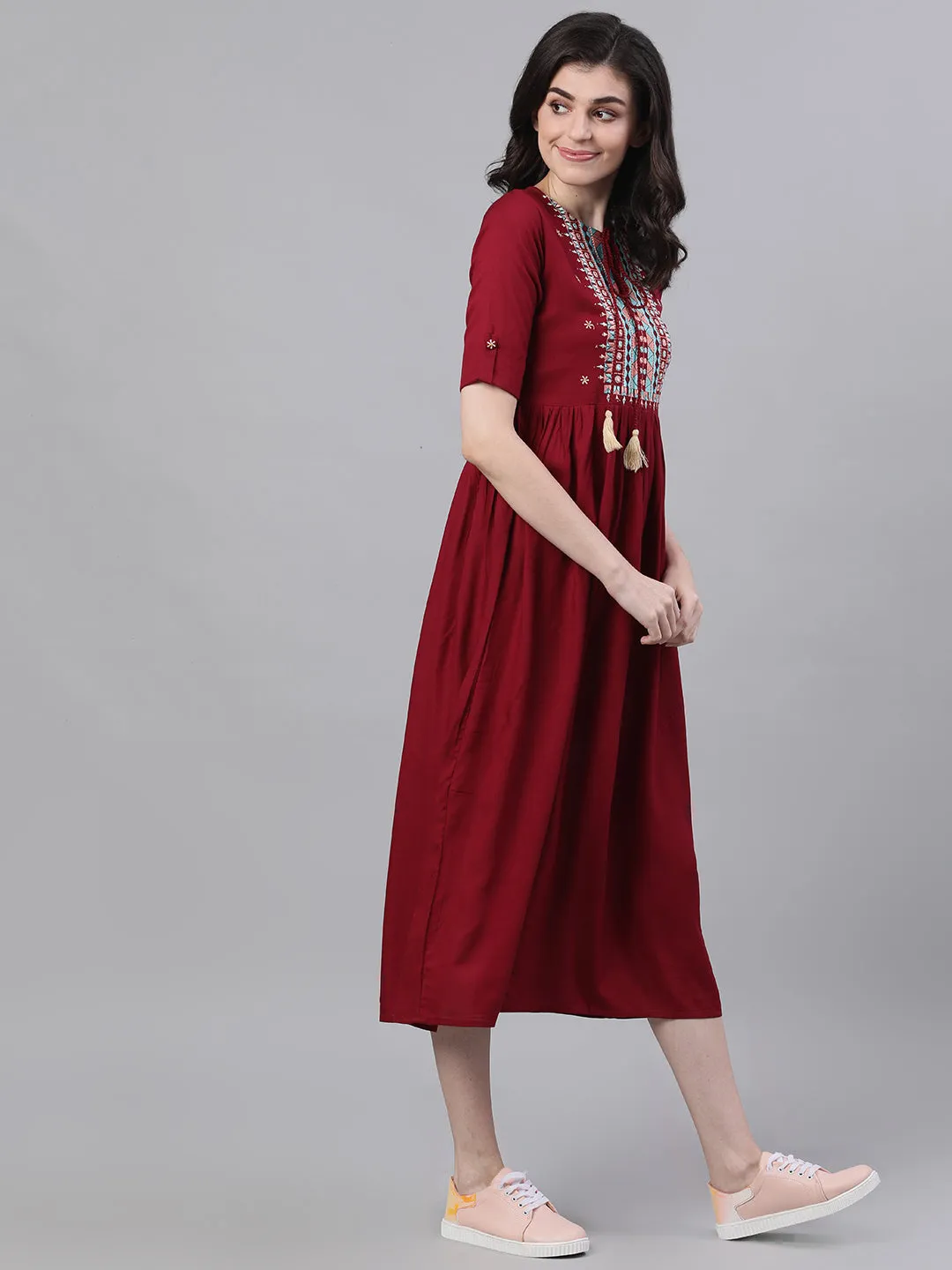 Women Maroon Solid Embroidered Tie-Up Neck Viscose Rayon A-Line Dress